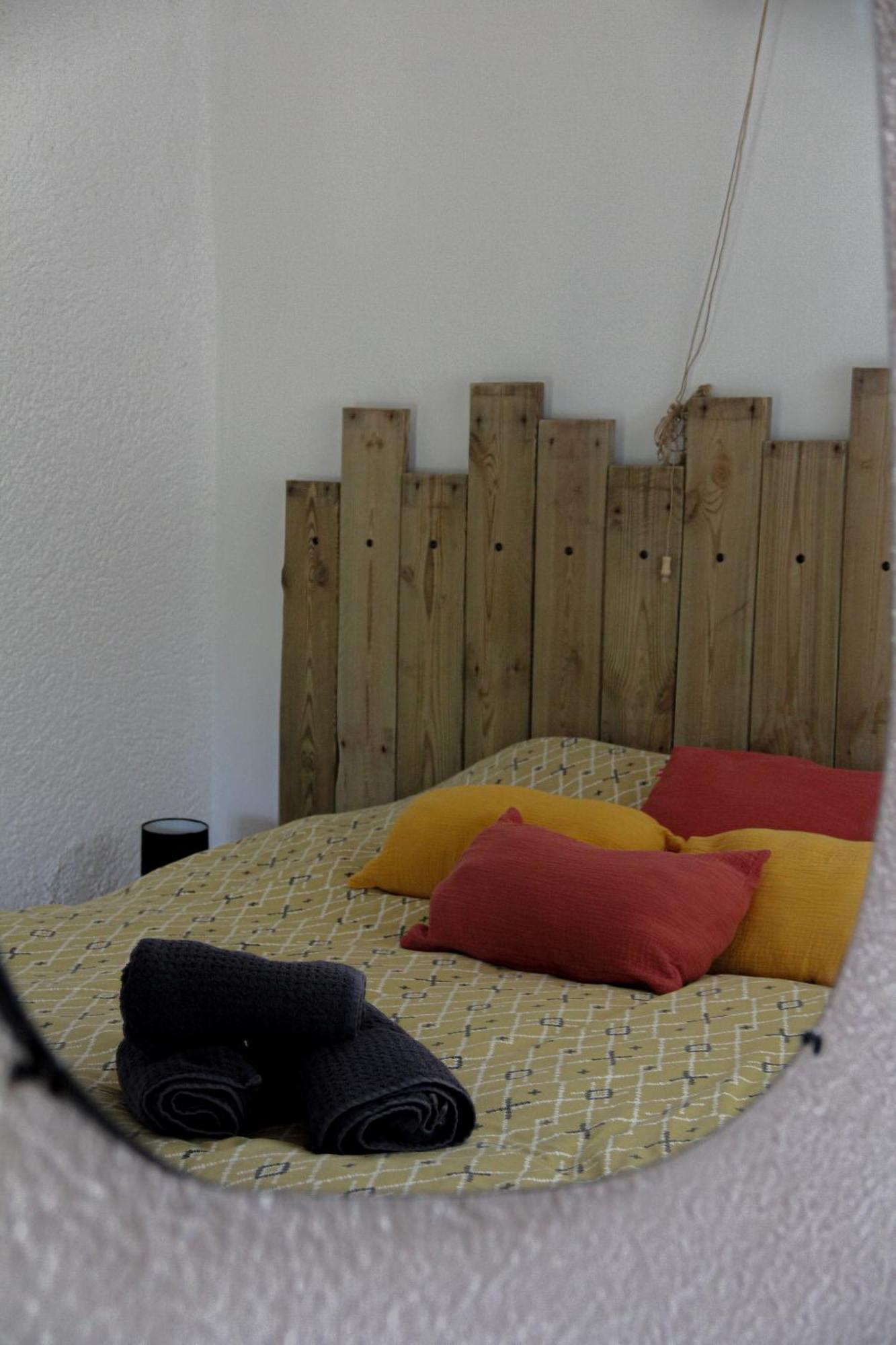Les Ricoux Apartment Montfroc Екстериор снимка