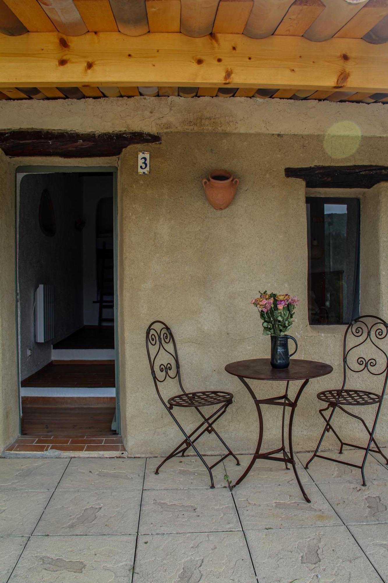 Les Ricoux Apartment Montfroc Екстериор снимка